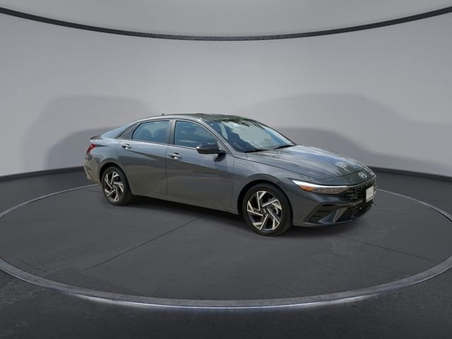 Thumbnail: 2025 Hyundai Elantra - 6