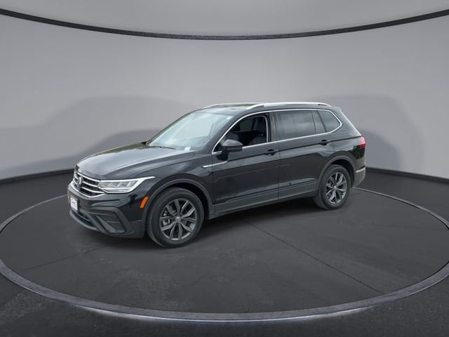 Thumbnail: 2022 Volkswagen Tiguan - 4