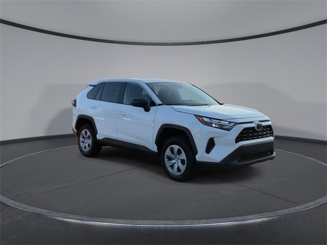 2024 Toyota RAV4 LE photo 2