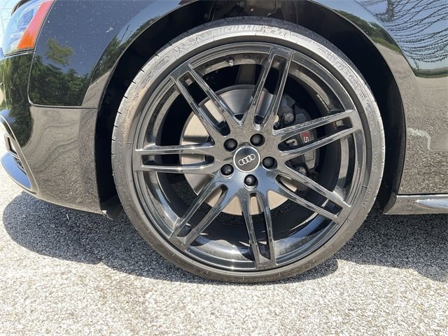 Thumbnail: 2017 Audi S5 - 11