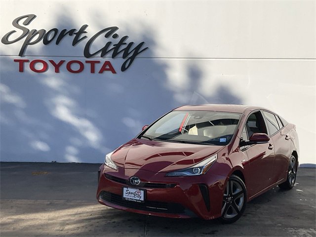 Thumbnail: 2019 Toyota Prius - 1