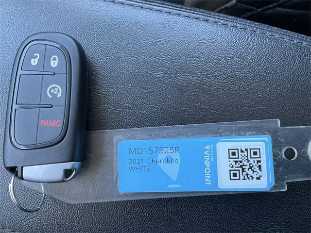Thumbnail: 2021 Jeep Cherokee - 26