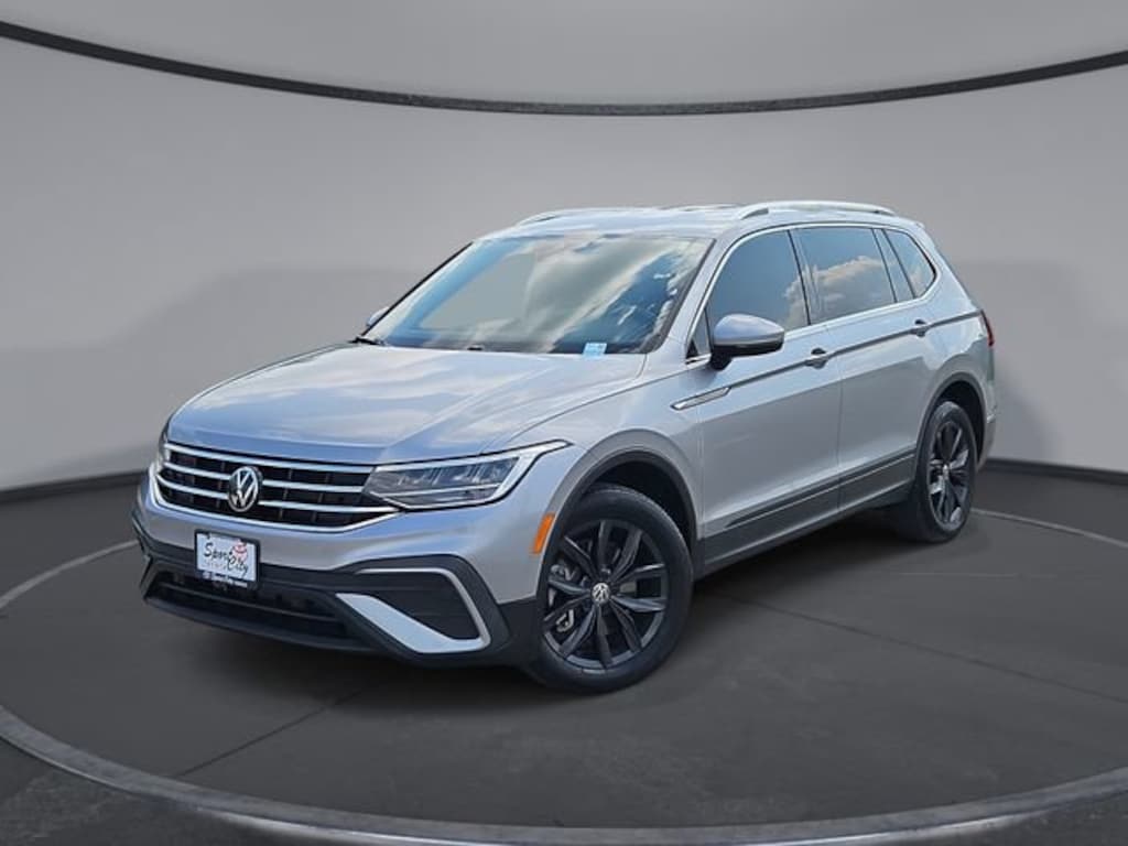 Used 2024 Volkswagen Tiguan 2.0T SE SUV