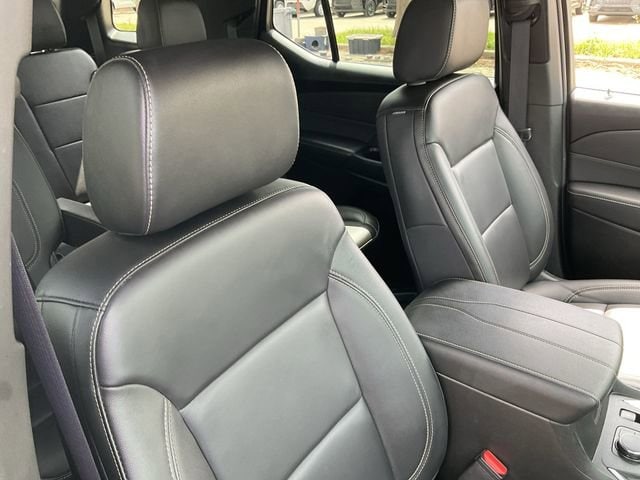 Thumbnail: 2023 Chevrolet Traverse - 18