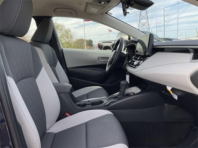 Thumbnail: 2025 Toyota Corolla - 17