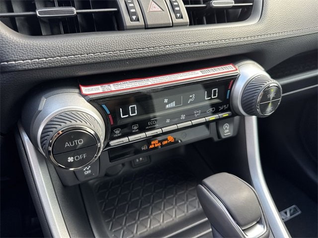 Thumbnail: 2025 Toyota RAV4 - 23