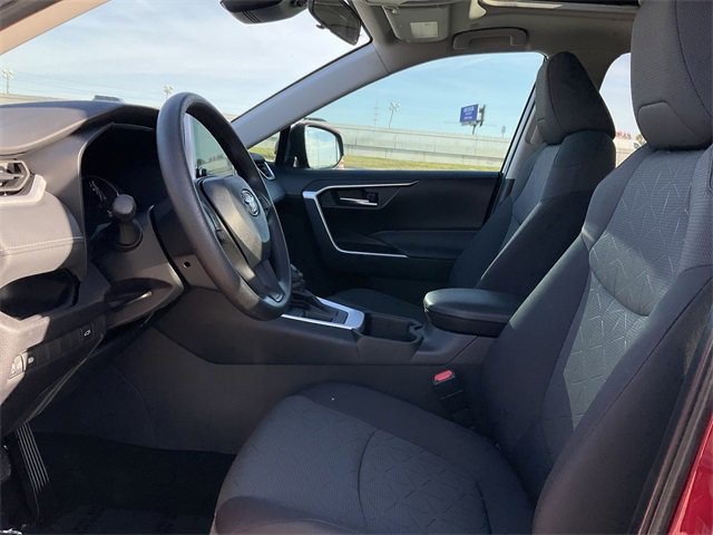 Thumbnail: 2025 Toyota RAV4 - 13