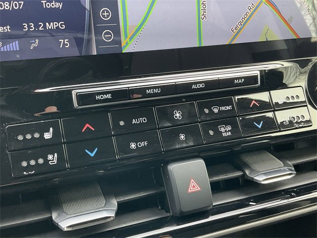 Thumbnail: 2021 Toyota Highlander - 25