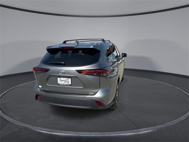 Thumbnail: 2026 Toyota Highlander - 7