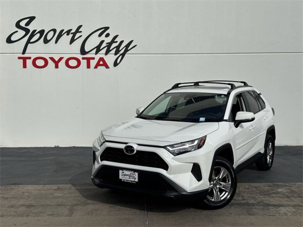 Used 2025 Toyota RAV4 XLE SUV