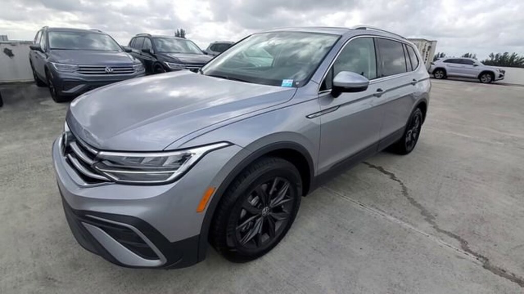 Used 2024 Volkswagen Tiguan 2.0T SE SUV