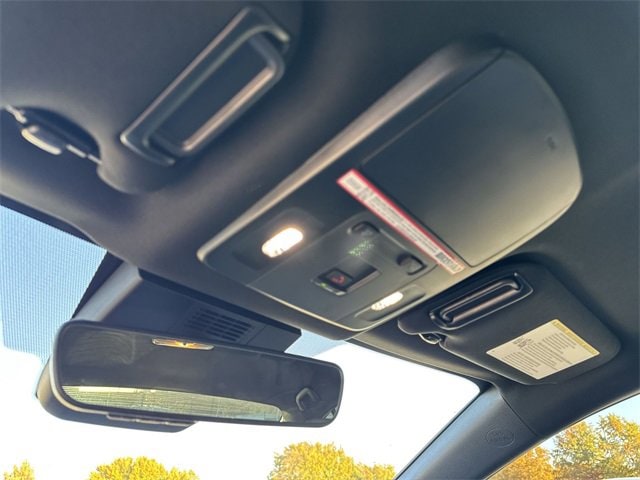 Thumbnail: 2025 Toyota Camry - 24