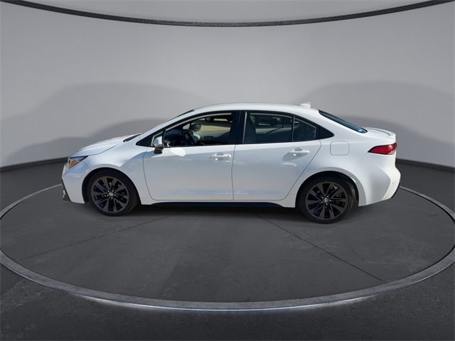 Thumbnail: 2024 Toyota Corolla - 4