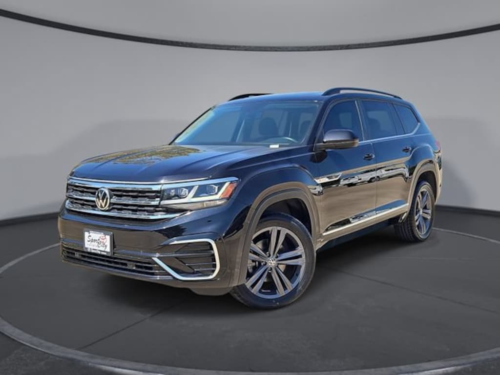 Used 2021 Volkswagen Atlas 3.6L V6 SE w/Technology R-Line SUV