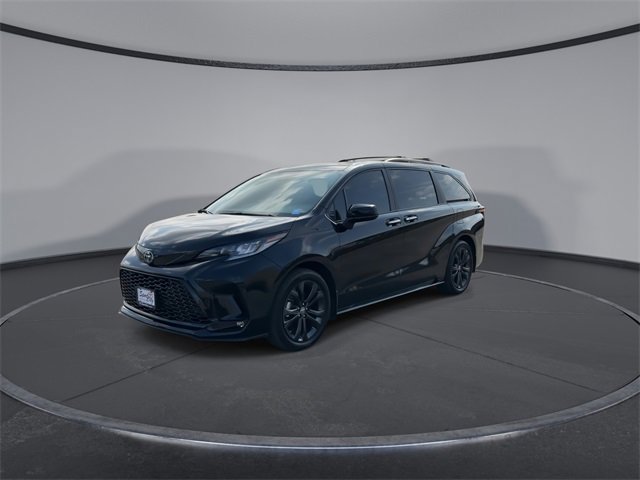 Thumbnail: 2025 Toyota Sienna - 4