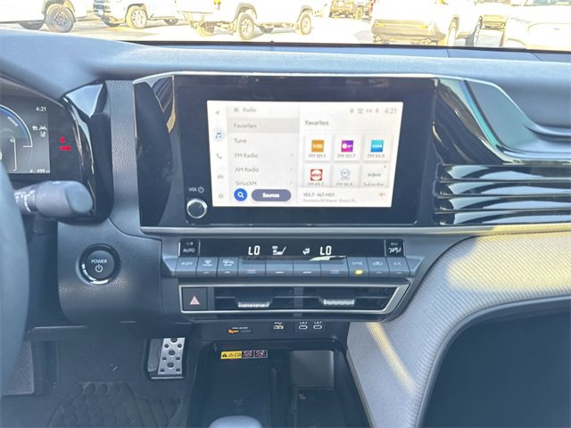 Thumbnail: 2025 Toyota Camry - 19