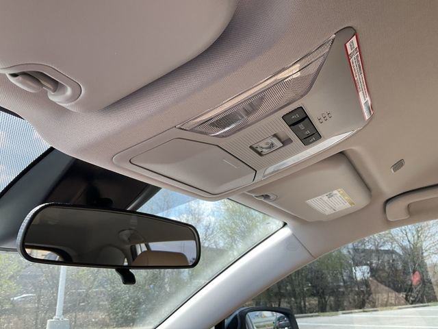 Thumbnail: 2025 Toyota RAV4 - 26