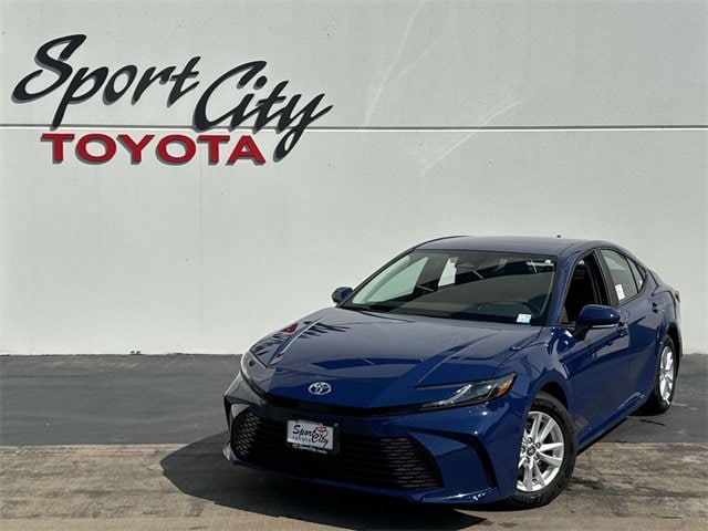 Thumbnail: 2025 Toyota Camry - 1