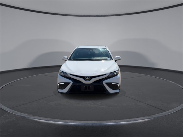 2022 Toyota Camry SE photo 3