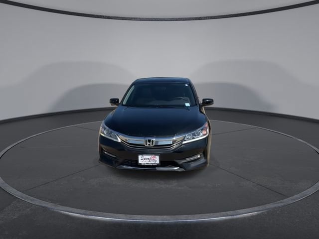 Thumbnail: 2017 Honda Accord - 3