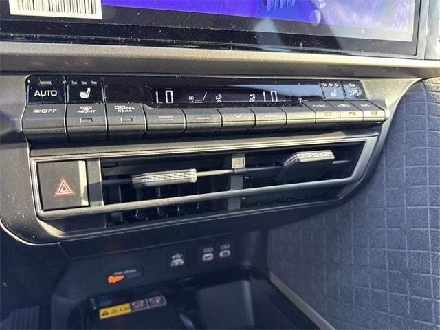 Thumbnail: 2026 Toyota Camry - 22