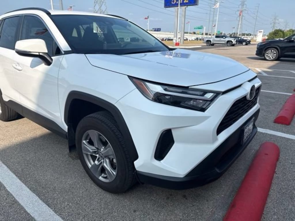 Used 2024 Toyota RAV4 XLE SUV