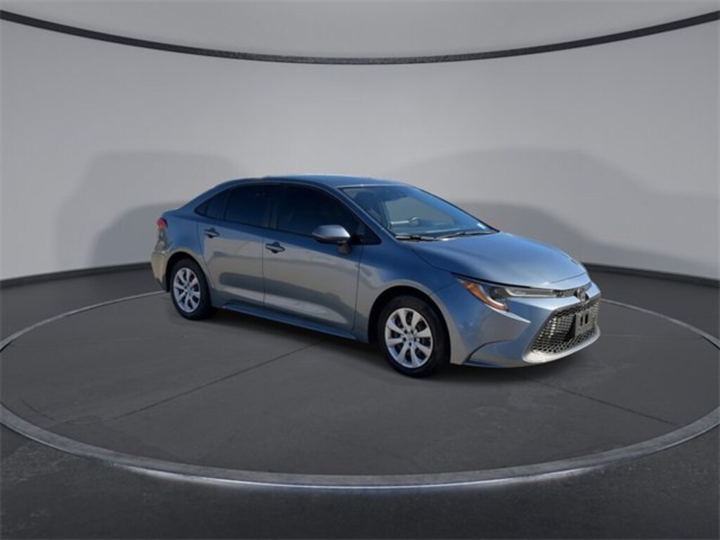 Used 2021 Toyota Corolla LE Sedan
