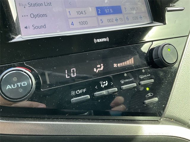 Thumbnail: 2020 Toyota Camry - 22