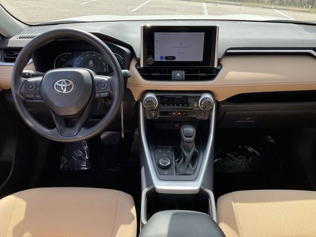 Thumbnail: 2025 Toyota RAV4 - 19