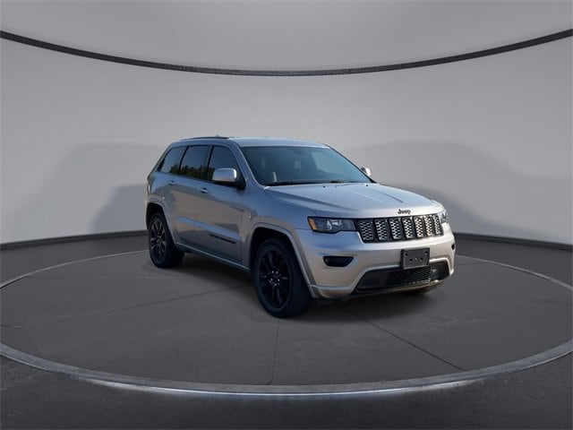 Thumbnail: 2018 Jeep Grand Cherokee - 2