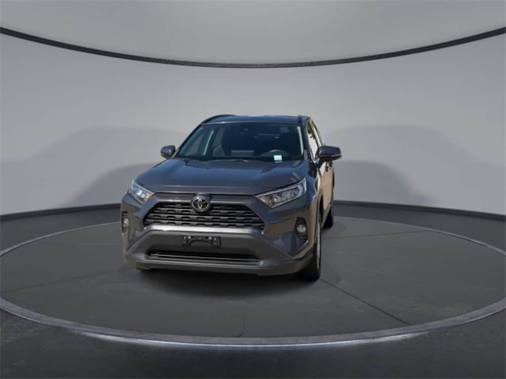 Used 2021 Toyota RAV4 XLE SUV