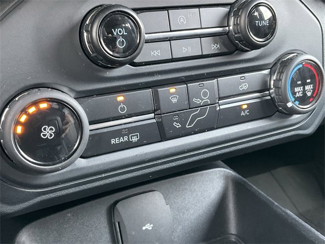 Thumbnail: 2022 Ford Bronco - 21