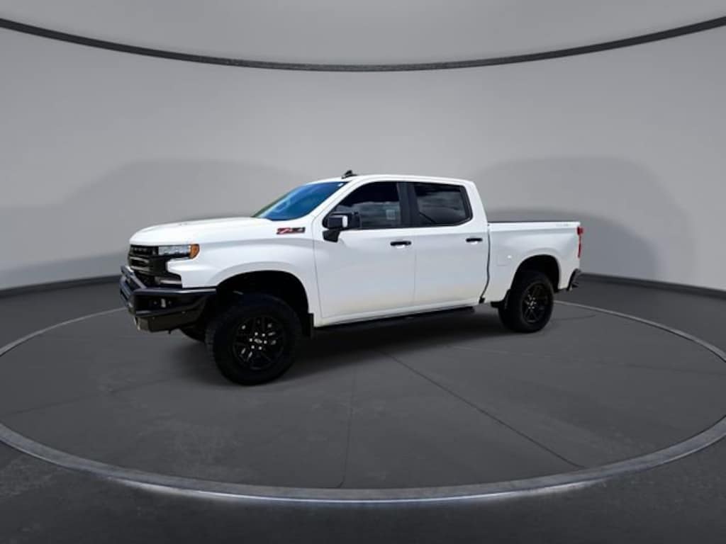 Used 2021 Chevrolet Silverado 1500 LT Trail Boss Truck Crew Cab