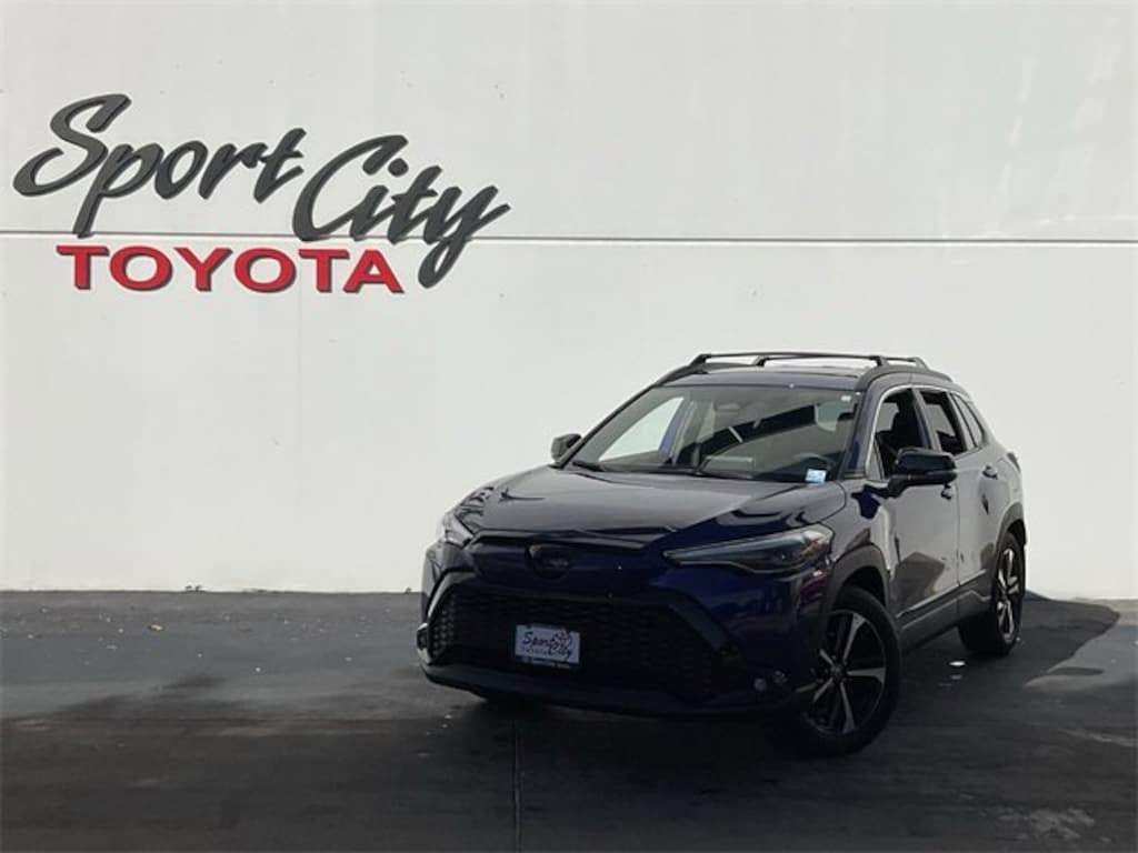 Used 2025 Toyota Corolla Cross Hybrid XSE SUV