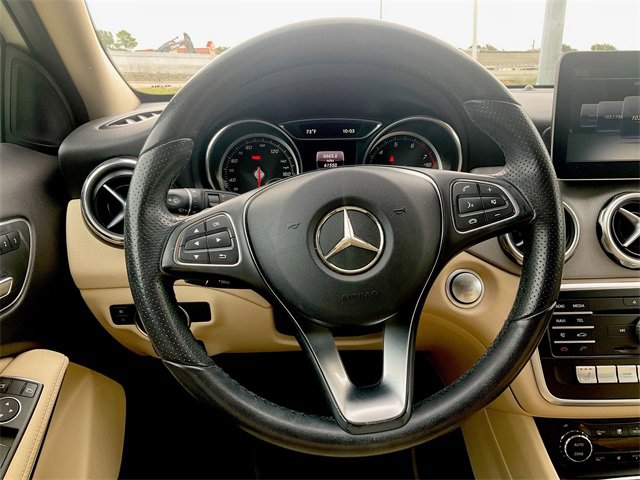 2018 Mercedes-Benz GLA 250 19