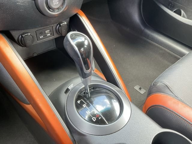 Thumbnail: 2017 Hyundai Veloster - 22