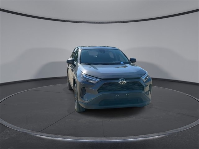 2023 Toyota RAV4 LE photo 2