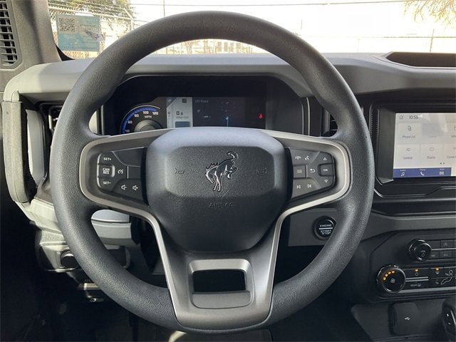 Thumbnail: 2022 Ford Bronco - 18