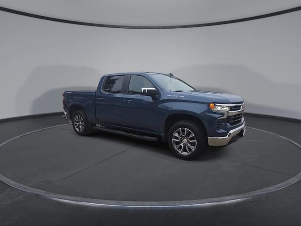 Used 2024 Chevrolet Silverado 1500 LT Truck Crew Cab