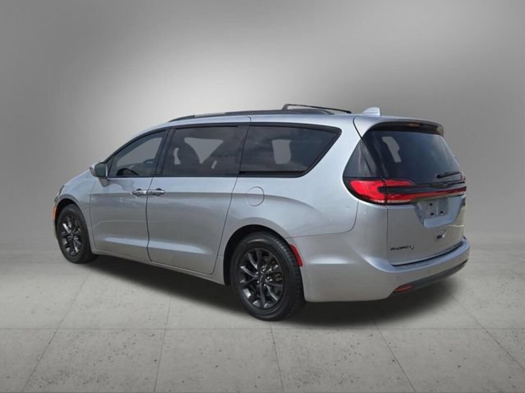 Used 2021 Chrysler Pacifica Touring Van Passenger Van