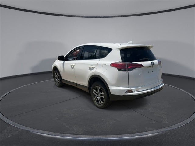 Thumbnail: 2018 Toyota RAV4 - 6