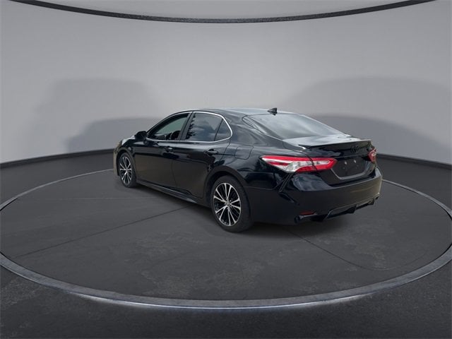 2020 Toyota Camry SE 6