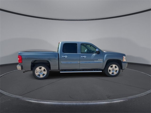Thumbnail: 2011 Chevrolet Silverado 1500 - 9