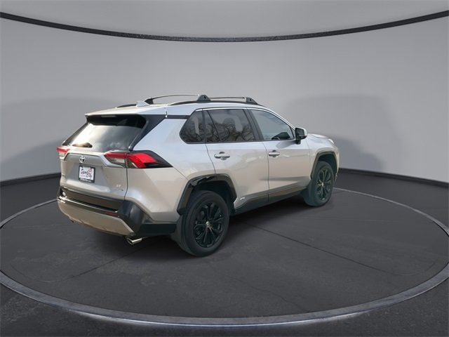 Thumbnail: 2024 Toyota RAV4 - 8