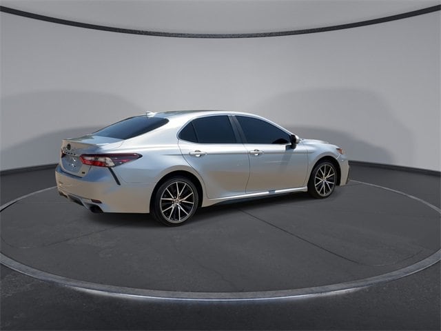 Thumbnail: 2022 Toyota Camry - 8