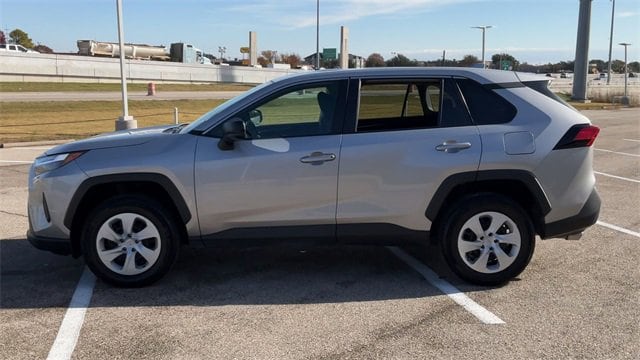 Thumbnail: 2024 Toyota RAV4 - 5