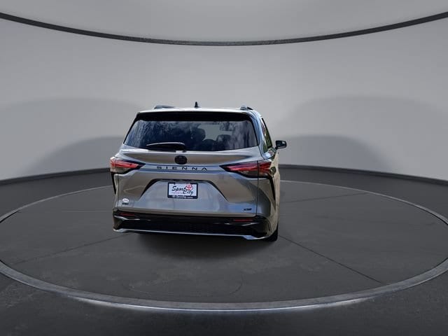 Thumbnail: 2026 Toyota Sienna - 7