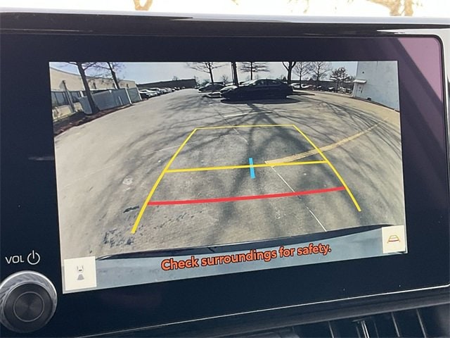 Thumbnail: 2025 Toyota RAV4 - 21