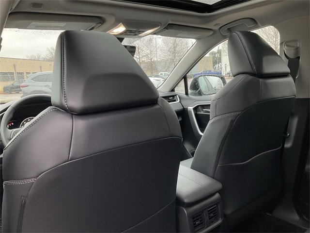 Thumbnail: 2025 Toyota RAV4 - 16