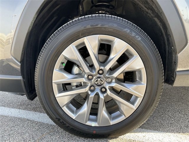 Thumbnail: 2025 Toyota RAV4 - 12